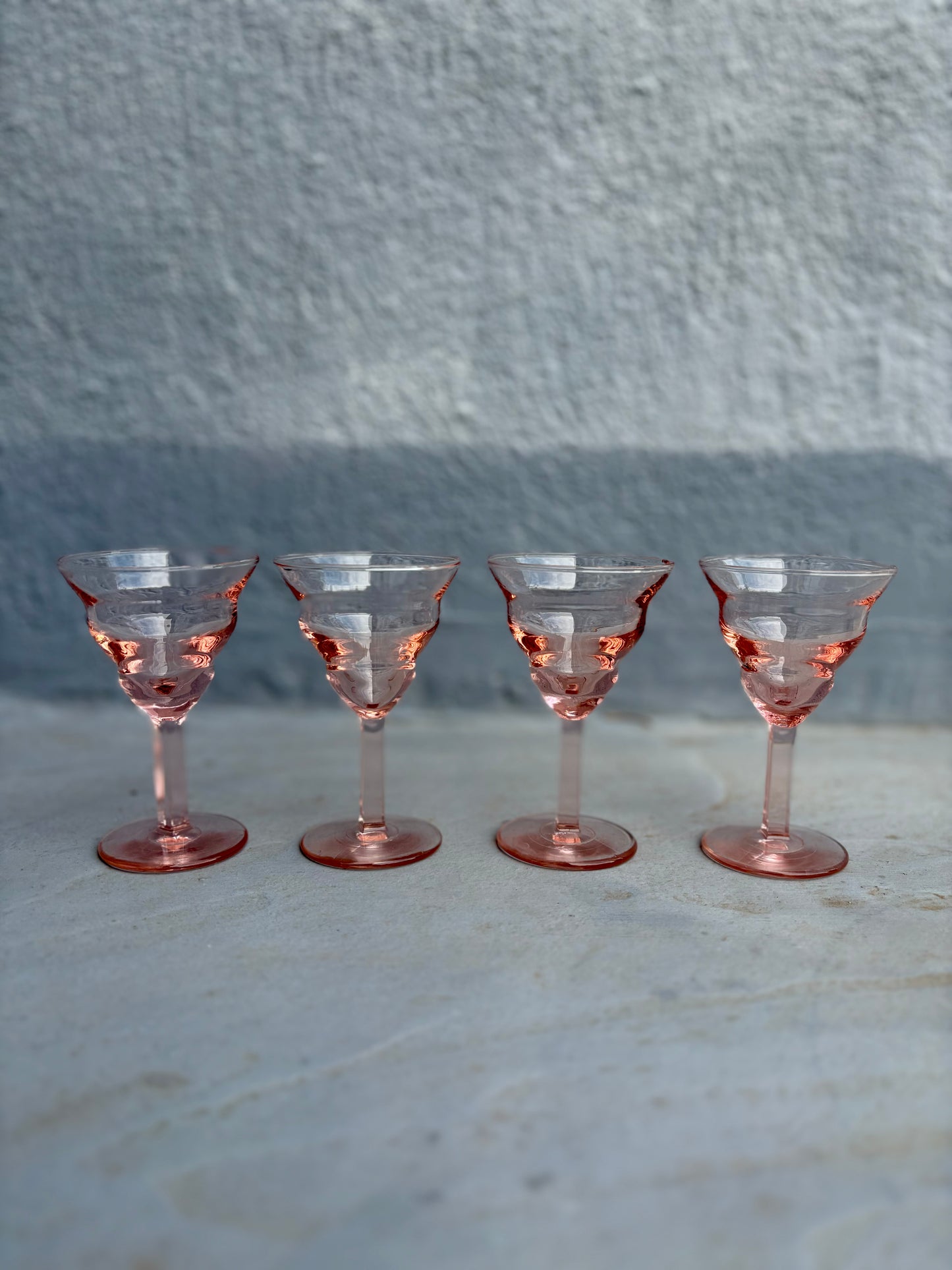 4 verres à liqueur